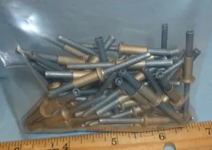 Lot of 50 NAS 1768D5-6 (RV1100-5-6) Universal Head Olympic Bulb-Lok (AVIATION)